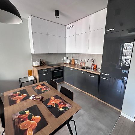 Апартаменти Orange House Варшава Екстер'єр фото